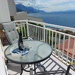 Διαμέρισμα With Parking Space Pisak, Omis - 1009